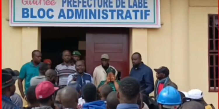 Labé : les agents électoraux perçoivent enfin leurs primes après manifestation