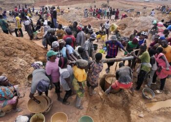 Nigeria : au moins 18 morts dans l’effondrement d’une mine, des dizaines de disparus
