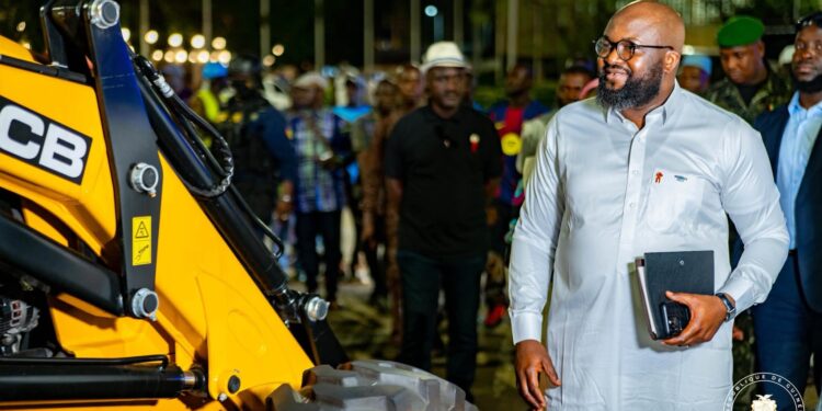 Conakry: « Il n’y a plus d’excuses pour une ville sale », avertit Djiba Diakité