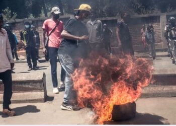 Madagascar : au moins 22 morts dans des manifestations, le président limoge le gouvernement