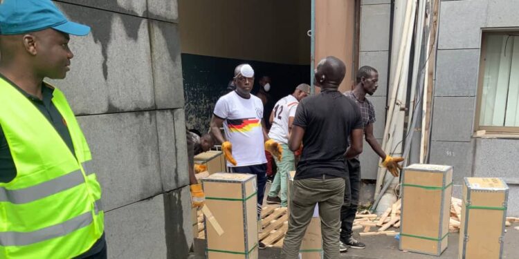 La question du jour : L’annonce par la BCRG de la réception d’un lot de billets, ce dimanche 31 août, malgré la réticence émise par le Premier Ministre, vous laisse-t-elle espérer la fin imminente de la crise de liquidité?