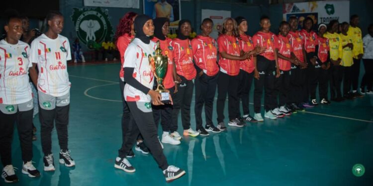 Le Handball guinéen à l’honneur : la FEGUIHAND célèbre ses championnes 