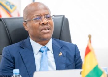 Aide extérieure : « On ne s’attend pas à ce qu’un pays amène de l’argent pour nous aider à financer notre élection », Ousmane Gaoual Diallo