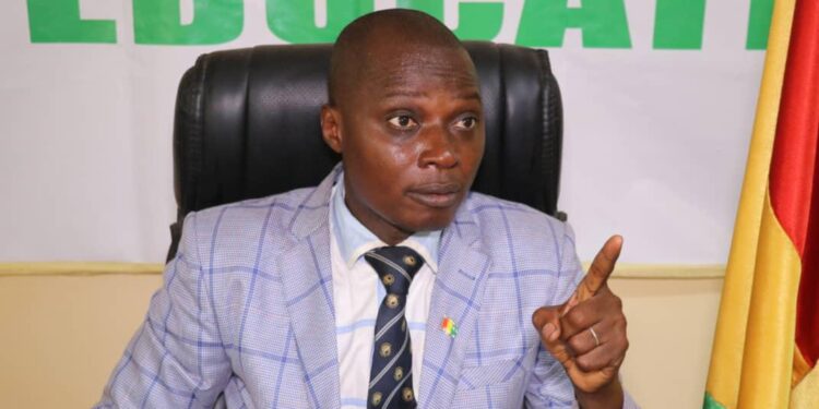 Grève des enseignants communaux : Michel Pépé Balamou appelle à une synergie d’action syndicale pour résoudre leur situation