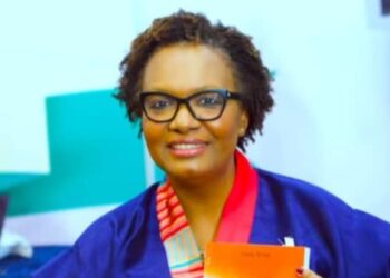 Littérature : Aissatou Tissou Diallo lauréate du Prix Ken Bugul du salon du livre féminin de Dakar 