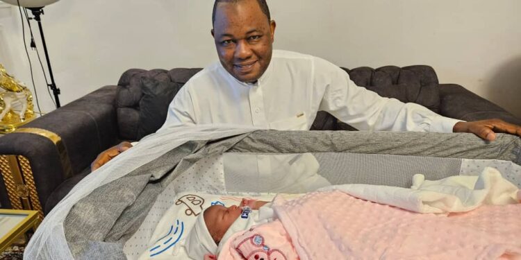 Baptême de la fille du Manager Général de Mosaiqueguinee et du Groupe Allure Médias, ce 18 octobre 