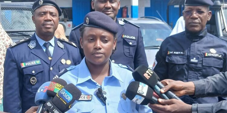 Enlèvement au CMC de Ratoma : La suspecte et ses trois complices présentées à la presse