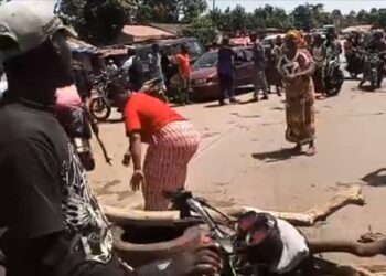 Manifestations à Toguiron : la route Coyah-Forécariah complètement bloquée