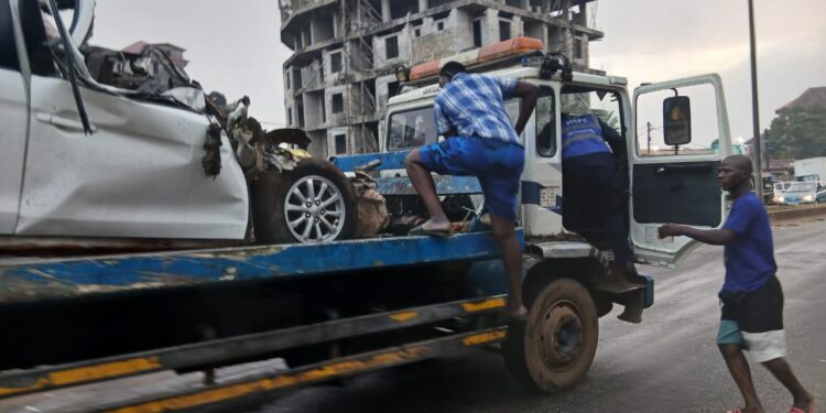 Carrefour Bomboli : un conducteur perd la vie dans une collision tragique