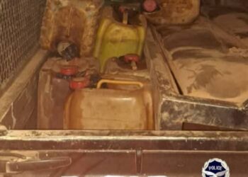 Mandiana : 200 bidons de gasoil saisis par la police dans une opération de lutte contre le trafic de carburant