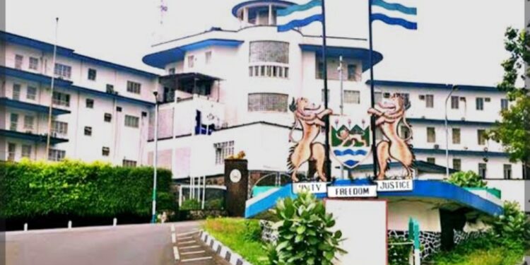 L&rsquo;arrestation d&rsquo;un narcotrafiquant turc en possession d&rsquo;un passeport diplomatique sierra-léonais embarrasse Freetown