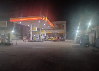 Grève des conducteurs de camions : « aucun transport de carburant la nuit », confirme un gérant de station à Cosa
