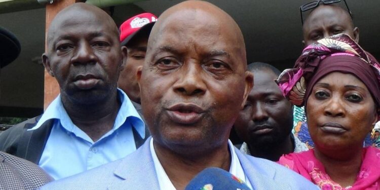 Éducation : « la priorité des négociations reste la signature du statut particulier des enseignants » rappelle Aboubacar Soumah du SLECG