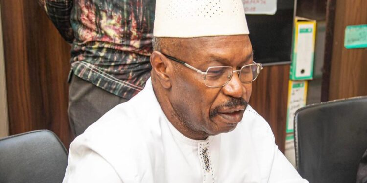 Rejet de la candidature de Dr Ousmane Kaba : le PADES dénonce une « manœuvre injustifiée »