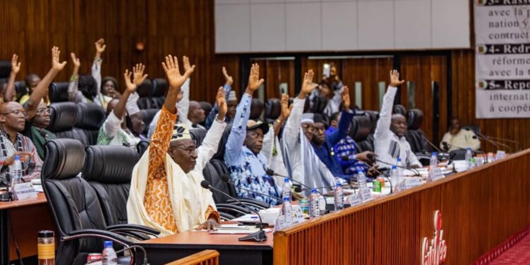 Le CNT adopte 5 lois pour renforcer la culture, la science et l’innovation en République de Guinée