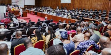 Partis politiques: une nouvelle proposition de loi organique en débat au CNT