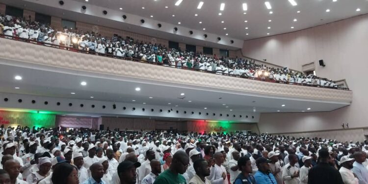 Éducation : 2 200 écoles publiques connectées au numérique