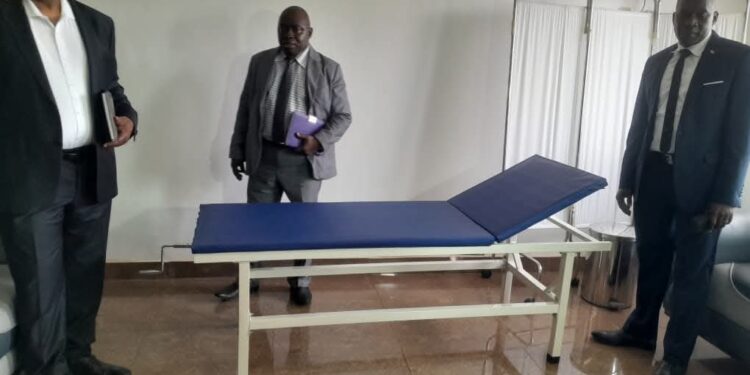 Présidentielle 2025 : coup d’envoi des tests médicaux pour les prétendants au fauteuil