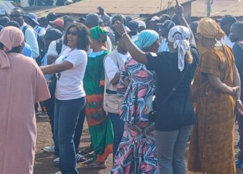 Crise à la SEG : des travailleurs en sit-in à Conakry