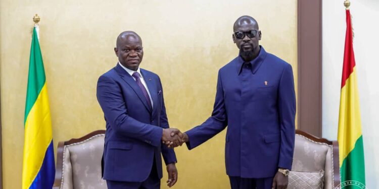 Oligui Nguema salue le courage de Doumbouya: « les élections apportent la paix et l’ordre constitutionnel »