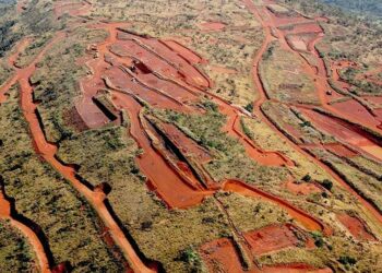 Mines : le CNT s’interroge sur plus de 800 milliards gnf payés comme ticket d’entrée de BAOWU dans le projet Simandou