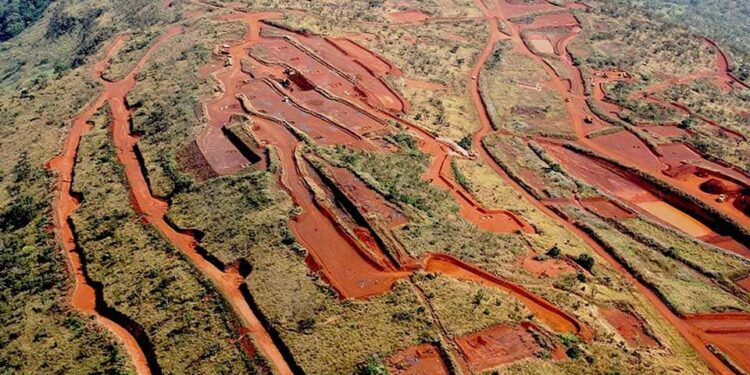 Mines : le CNT s’interroge sur plus de 800 milliards gnf payés comme ticket d’entrée de BAOWU dans le projet Simandou