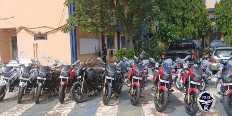 Répression du vol à l’arraché : 16 motos déployées au profit de 4 unités d’élite à Conakry