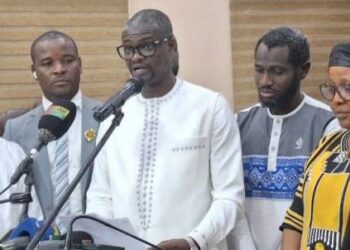 Suspension de Kaman Gogana : l’Association des Magistrats dénonce une publication “irrégulière” du ministre de la justice 