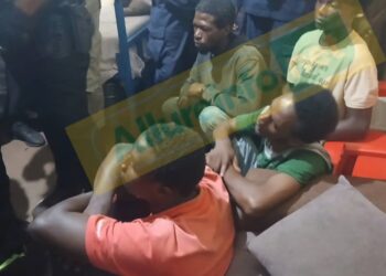 Conakry : plusieurs jeunes interpellés pour consommation et trafic de drogue à Cosa, Miami et Kiroti