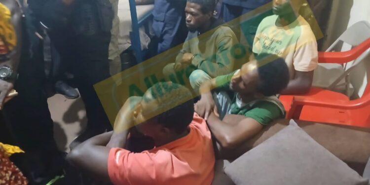 Conakry : plusieurs jeunes interpellés pour consommation et trafic de drogue à Cosa, Miami et Kiroti