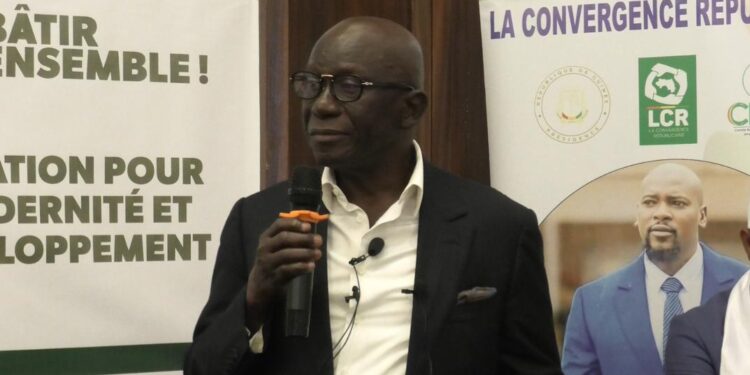 « Je ne supporte pas Mamady Doumbouya , je suis plutôt Mamady Doumbouya », affirme Abdoul Kabelé Camara, nouveau membre de la Convergence Républicaine