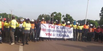 Kouroussa: des employés de KGM protestent contre l’envahissement des sites par des orpailleurs
