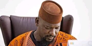 Décret: le Général Doumbouya entérine les lois organiques relatives à la Cour constitutionnelle, la Cour suprême et aux partis politiques