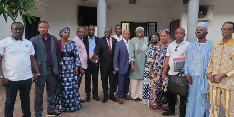 Éducation : une grève finalement évitée après un accord partiel sur les grades et échelons