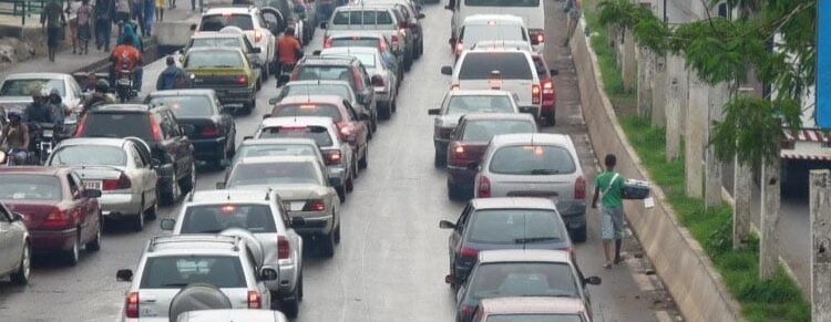 Guinée: les taxes sur les véhicules neufs importés passent de 45 % à 12 %,( Ousmane Gaoual Diallo)