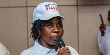 « Je vis avec le VIH depuis 23 ans, je suis mariée, j’ai des enfants », témoignage courageux de Marie Loua