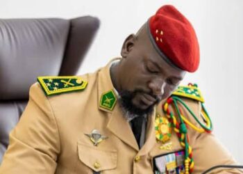 Décret : le président Mamady Doumbouya nomme les nouveaux commandants des régions militaires