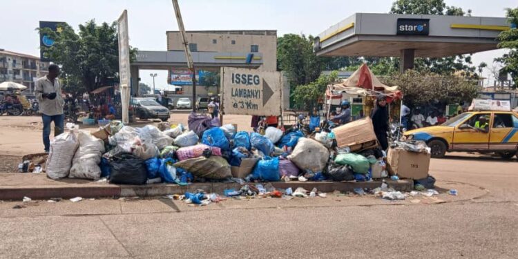 Journée d’assainissement: le mot d’ordre boudé aux ronds-points de Cosa et d’Enco 5