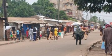 Hamdallaye/Gnariwada: routes secondaires paralysées par des regroupements d’écoliers