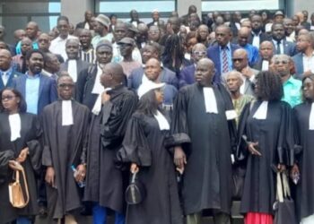 La CRIEF appelée à suspendre ses audiences mercredi à la demande du Barreau