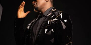 Azaya réussit son pari et ouvre la voie à la nouvelle génération d’artistes guinéens 