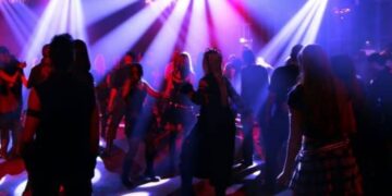 Guinée : l’ONL durcit le contrôle des lieux de loisirs pour protéger les mineurs