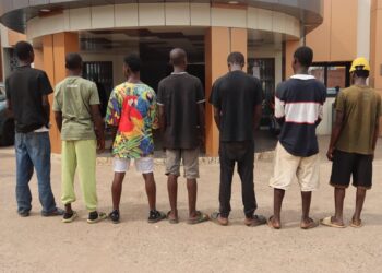 Ratoma: sept personnes interpellées et sanctionnées pour dépôt sauvage d’ordures