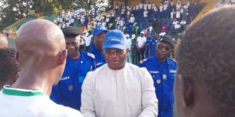 Campagne présidentielle : douaniers et transitaires mobilisés autour du Président Mamadi Doumbouya lors d’un match de gala à Kaloum