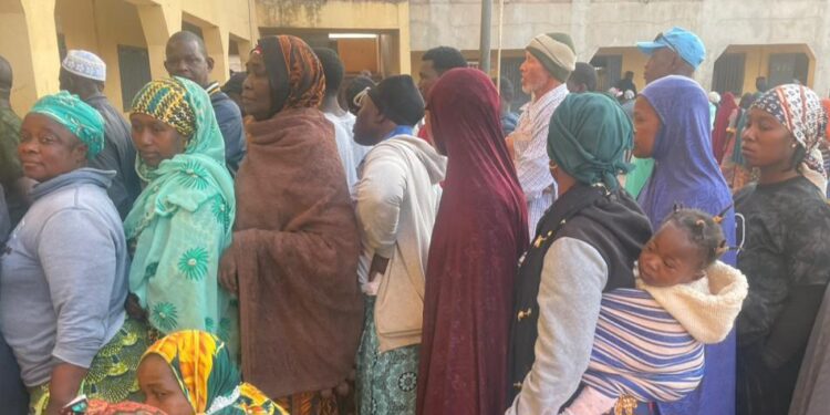 Labé : forte mobilisation des électeurs à N’Diolou Ndantari et Tata 1 dès l’ouverture des bureaux de vote