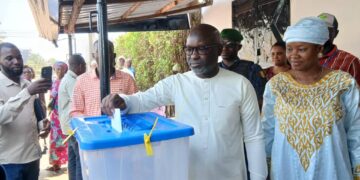 Election présidentielle : Mohamed Nabé prie « que Dieu donne le pouvoir à celui qui saura développer la Guinée »