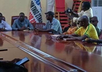 Education : l’Intersyndicale FSPE–SNE rejette l’accord entre le SLECG et le gouvernement et durcit son mot d’ordre de grève