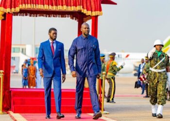 Le président sénégalais félicite Mamadi Doumbouya et réaffirme l’engagement du Sénégal aux côtés de la Guinée