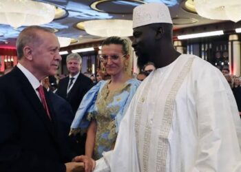 Le président turc félicite Mamadi Doumbouya après son élection à la tête de la Guinée