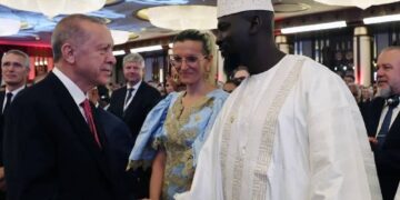 Le président turc félicite Mamadi Doumbouya après son élection à la tête de la Guinée